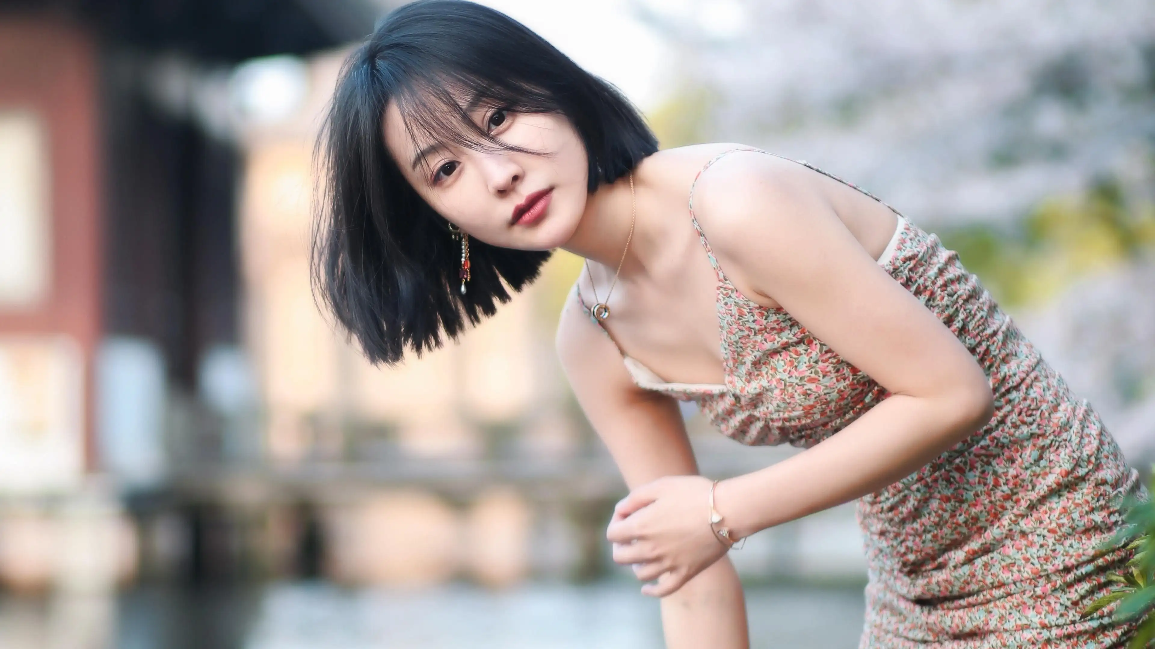平阳成都伴游小姐姐雅美