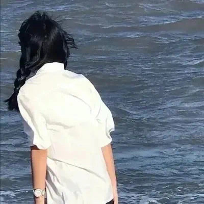 平阳伴游女生武映颖的资料